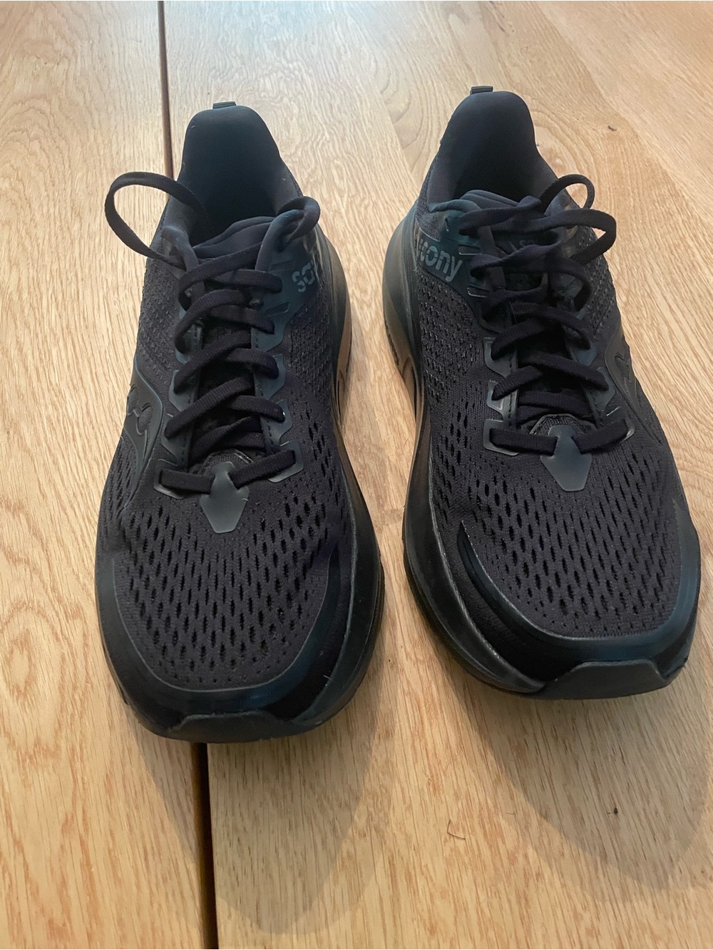 Saucony Women’s Guide 17 Black  Running Shoes - Breathable Trainers